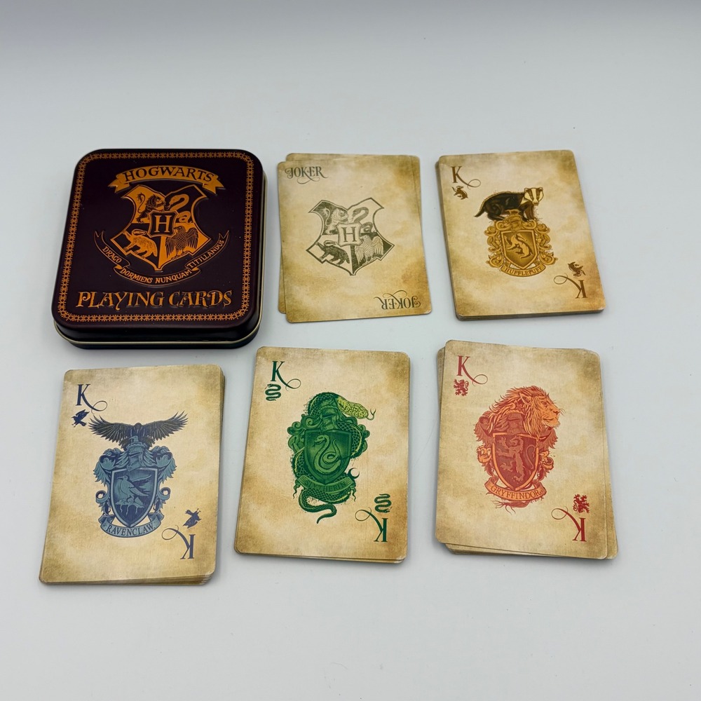 Harry Potter‎ Hogwarts Playing Cards Tin Set Wizards Houses Collectible